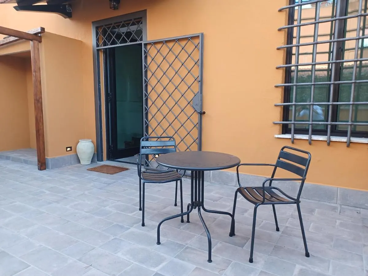 Apartment Appia Suite Apartament - Loft Con Giardino Rome